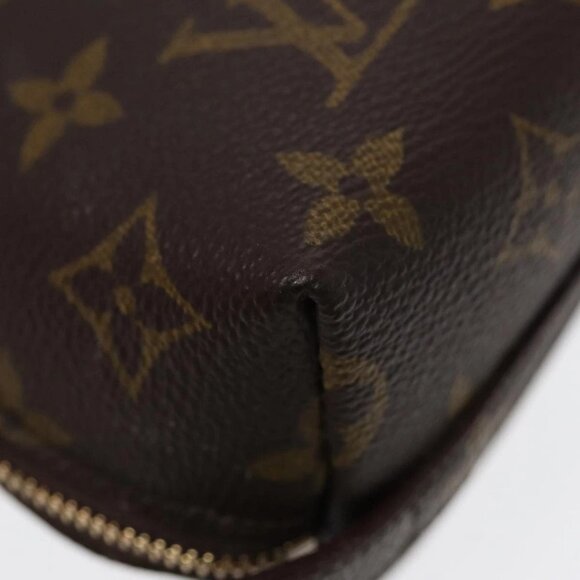 LOUIS VUITTON Monogram Trousse Demi Ronde Cosmetic Pouch M47520 LV Auth 86597 - Picture 4 of 16